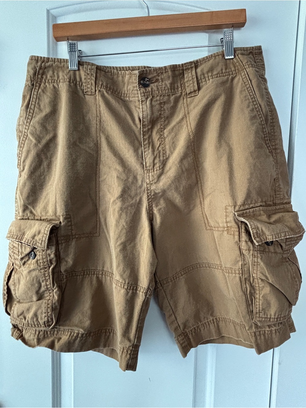 Mossimo Supply Co. Men's Cargo Shorts in Tan